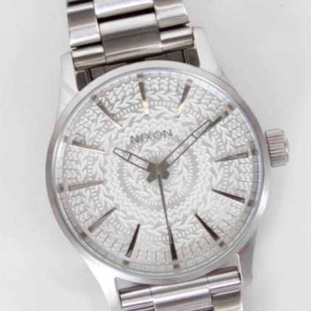 Brand New Nixon. Paid $200 to replace my old one